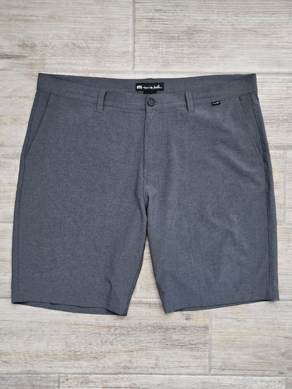 Travis Mathew Sand Harbor Golf Shorts Mens Grey Preppy Micro Stripe Stretchy 40